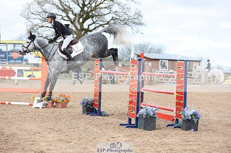 240419A-122146-07184 - Cls 6, 2 Star Medium Tour 1.35m