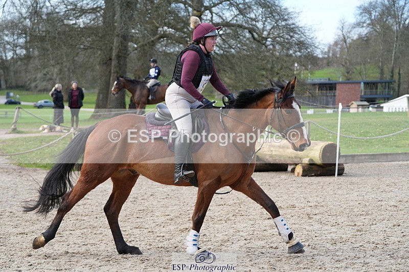 260228A-140810-01080 - Cls 2, 80cm 1pm to End