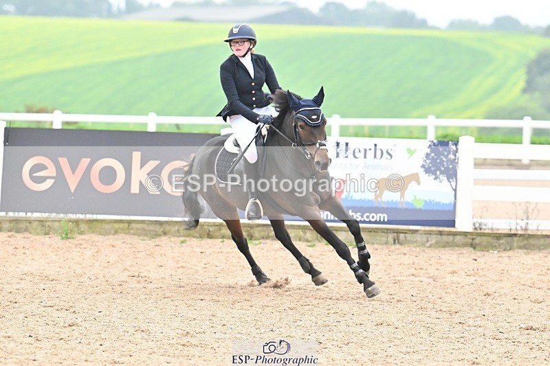 250920-120716-01011 - Cls 24+25 Club and Schools 80cm