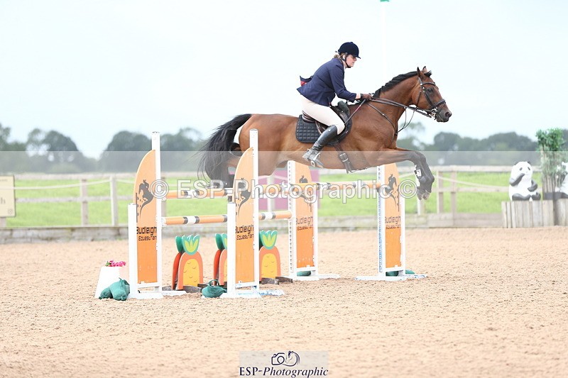 230812A-121157-08738 - Cls 32 Foxhunter