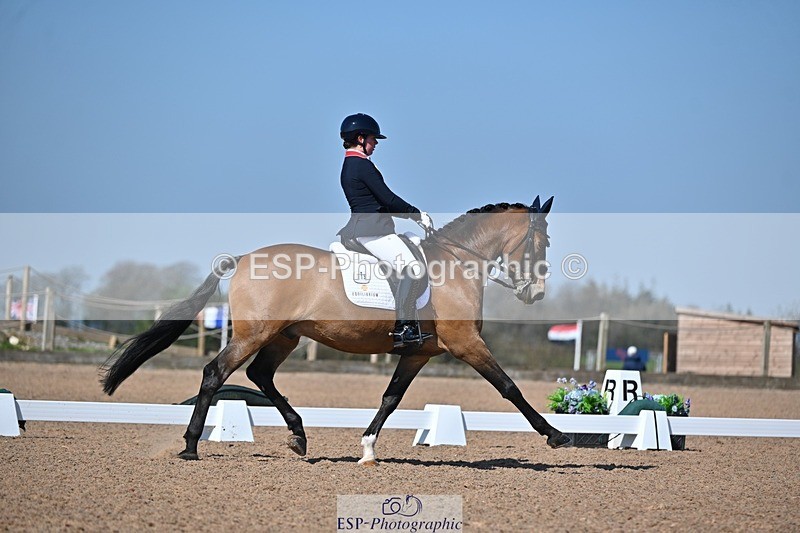 250405-105913-10073 - 115-Isla.Sully-Vagabond.De.Massa