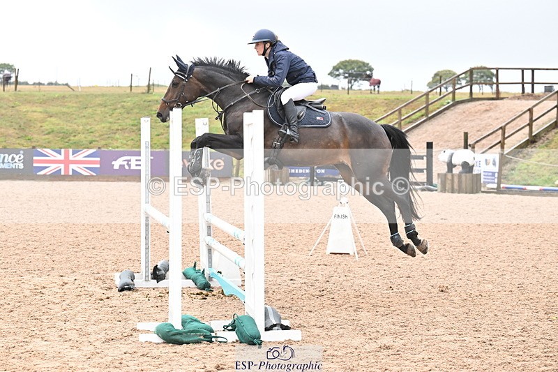250827B-105705-00205 - Clear Round & Cls 1 Brit Nov 90cm
