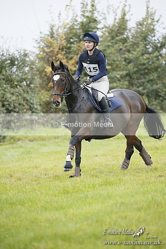 WWHT 181020 WWHT 181020 1420 - WWEC Intermediate (0.90m)  18/10/20