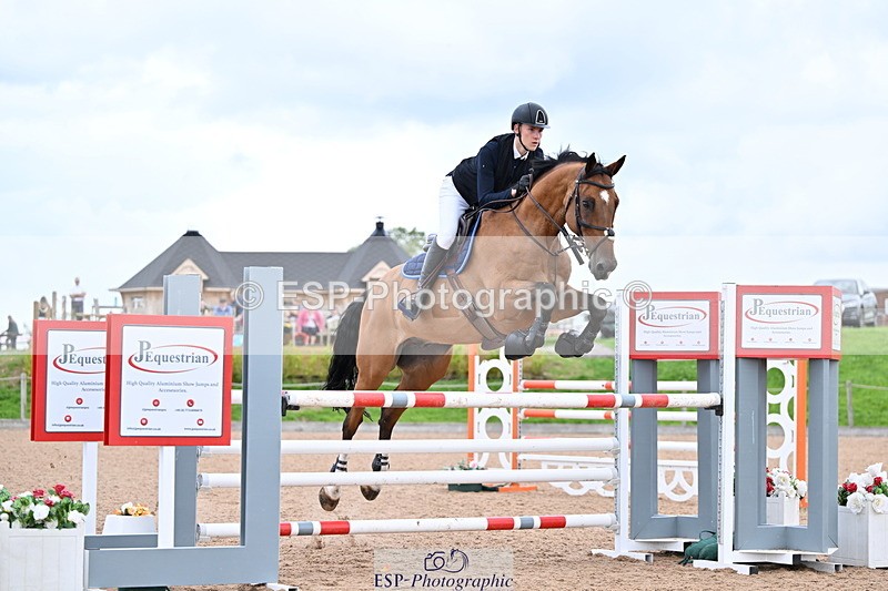 240726A-134305-01489 - Cls 3 Snr Foxhunter