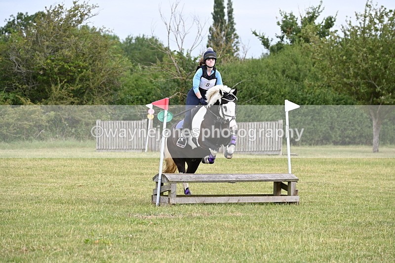WJ6_5992 - 60cm XC Time 09:48 to 09:57
