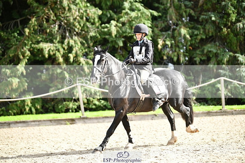 251004A-131204-01184 - Classes 6 & 7 60cm