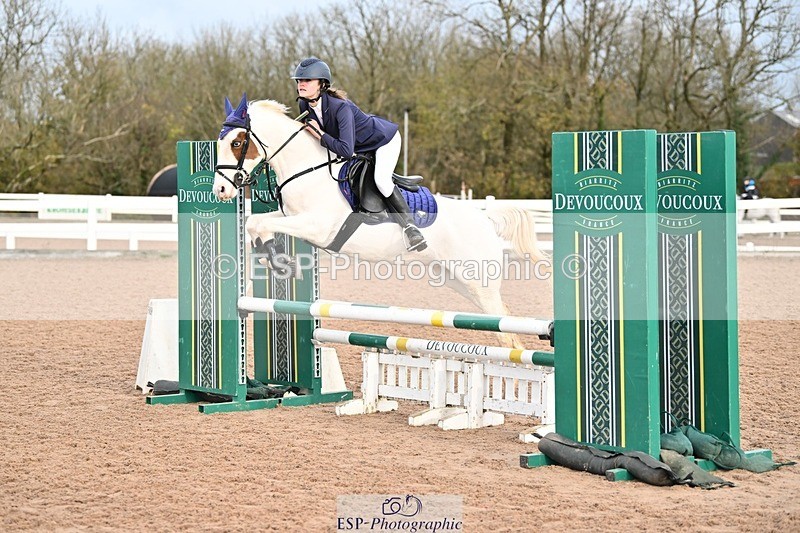 241117X-093716-03283 - Cls 05s A&B Pony Brit Nov & 80 Open