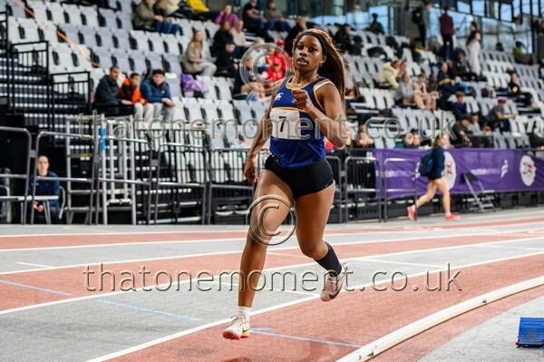 StudInd-914101 - Track Female Set One