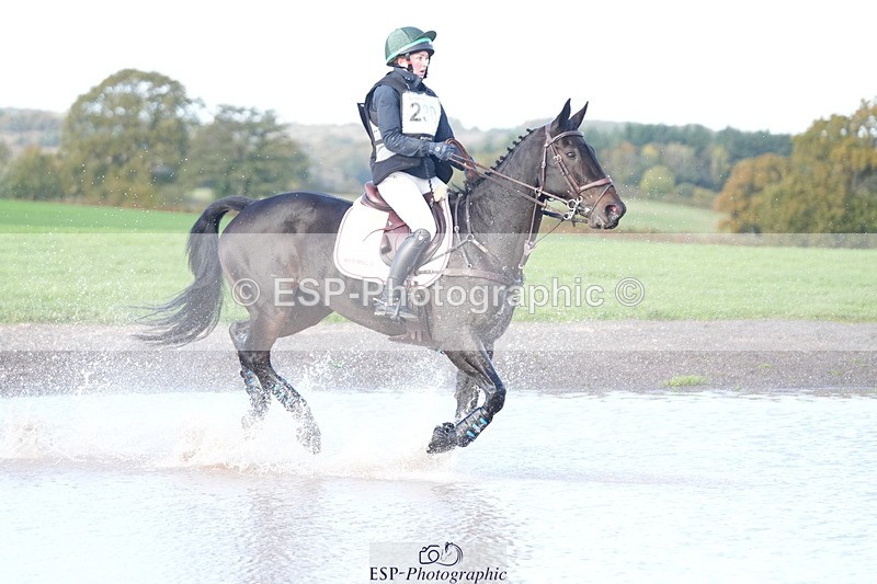 251024A-150929-13096 - C-230-Ciara.O.Connor