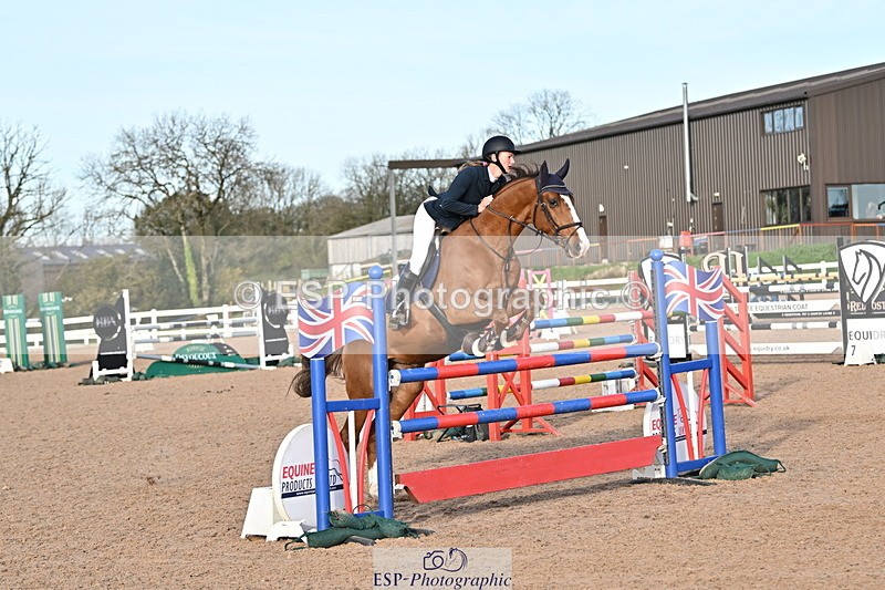 241113A-142159-00864 - Cls 05A&B Snr Fox & 1.20m Open