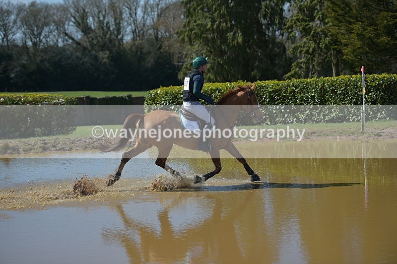 NGP_8373 - XC Time 13:35 to 13:40