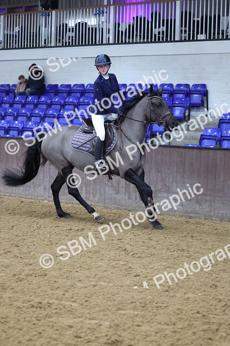 SBM_003365 - Class 11 - Blue Chip Pony Newcomers - 1.00m Open