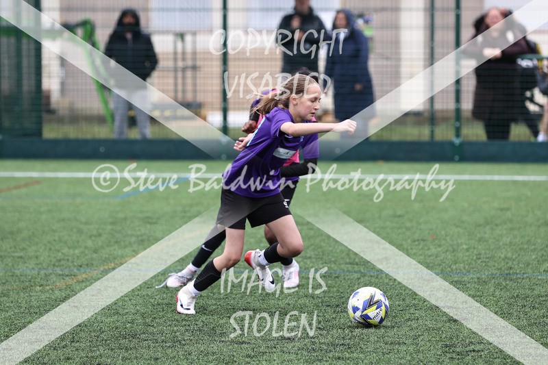 1DX32421 - Sat 6th U12 Girls