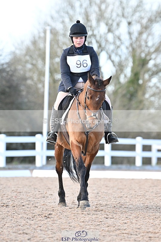 240324A-152957-04501 - Novice 27, 14.30 to 15.25