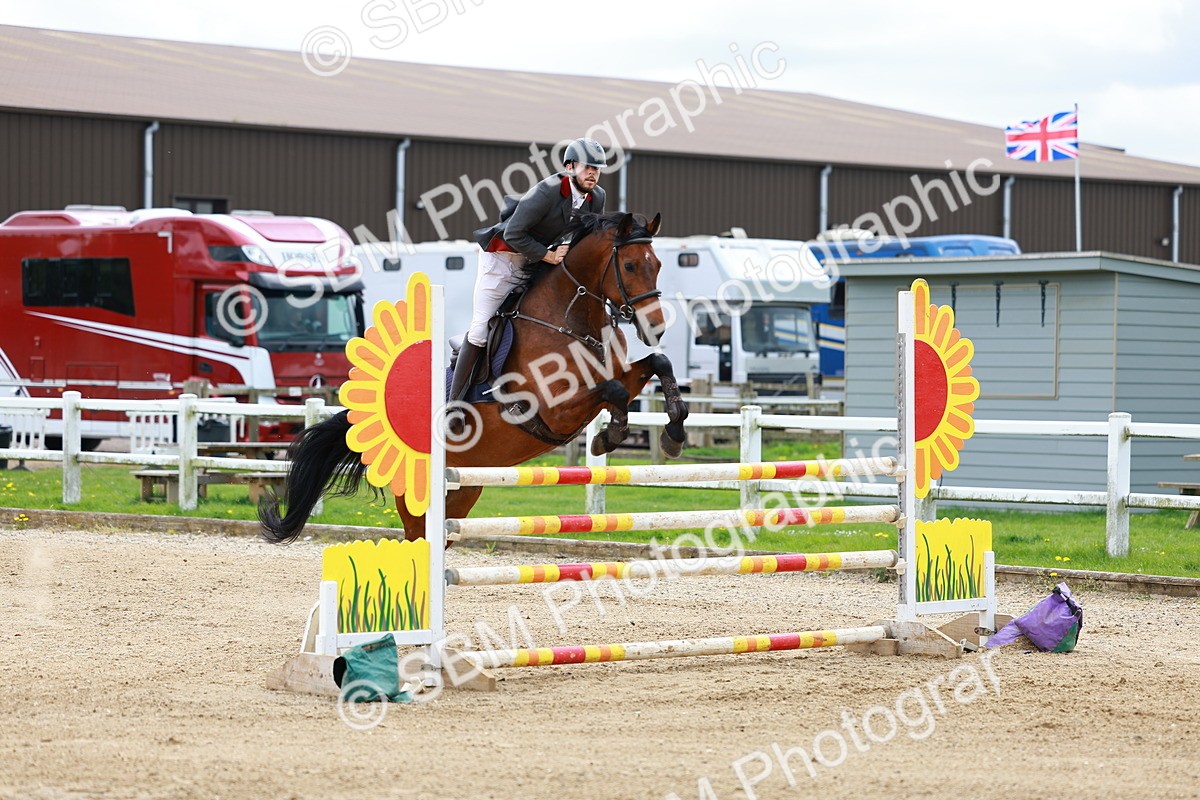 SBM_002313 - Class 10 - Senior Newcomers - 1.10m
