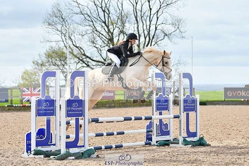 251026-120707-02755 - Cls 23+24 80cm Club and Schools