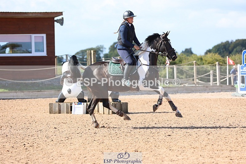 250911-144703-02543 - Cls 5 Chard Snr 90cm Speed Derby