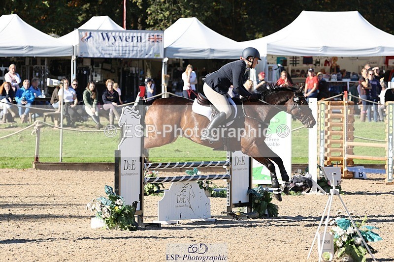 241027-115500-16968 - 402-Ella.Matravers-BALLYMITTY.MAC