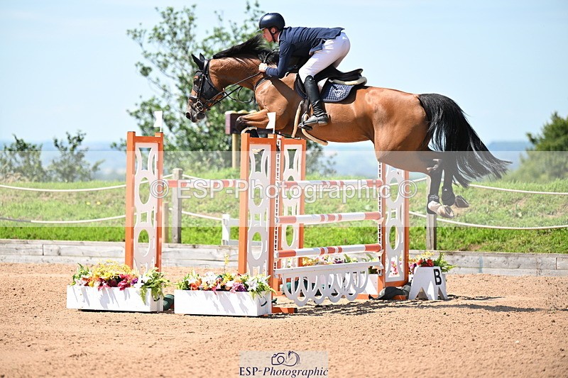 240718A-122229-05051 - Cls 1, 3 Star Small Tour 1.35m