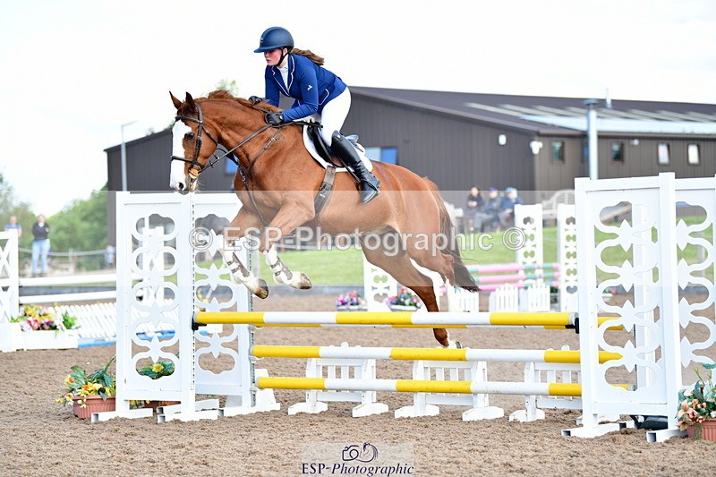 240525A-100226-04894 - Cls 21 British Novice and 90cm Open