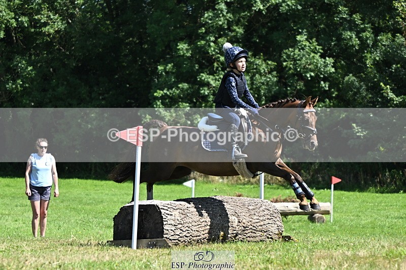 240729B-144201-02837 - Abbie's Group XC