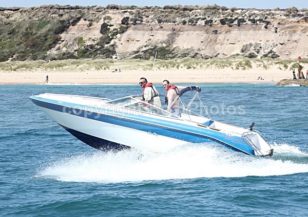 090530 ECHO IMG_5967 - Motorboats - Open