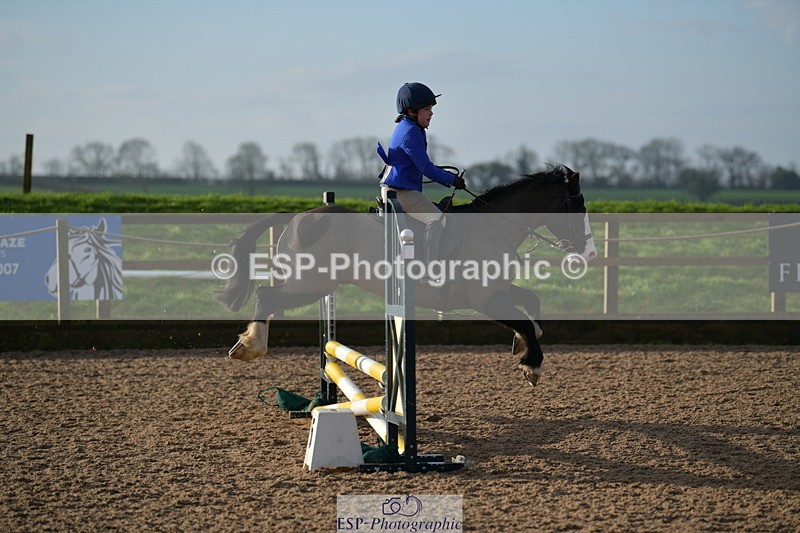 240211A-090224-01714 - Clear Round