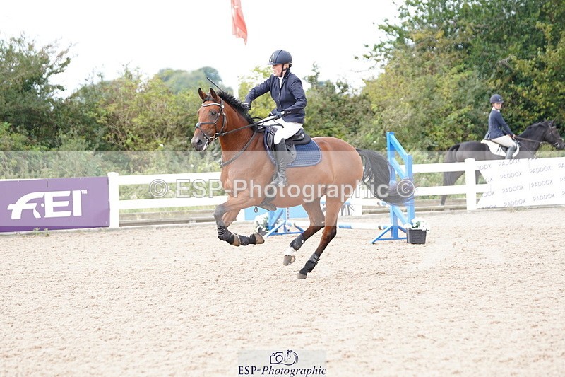 240915A-131944-10261 - Cls 35 1.05m Amateur Qualifier