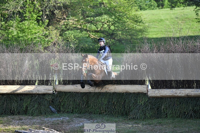 230527-181848-14106 - 177-ARGENTINO_BK-Dani_Evans-XC