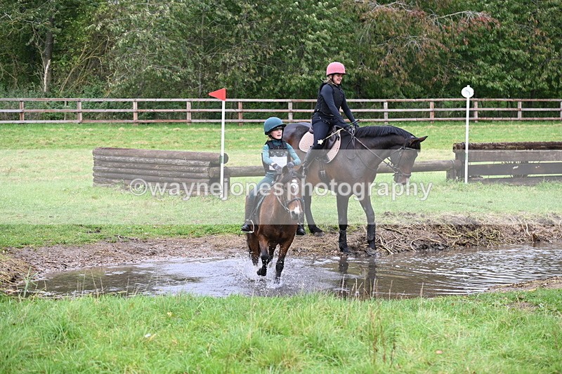 WJ6_3074 - Time at Photographer 11:01 to 11:20