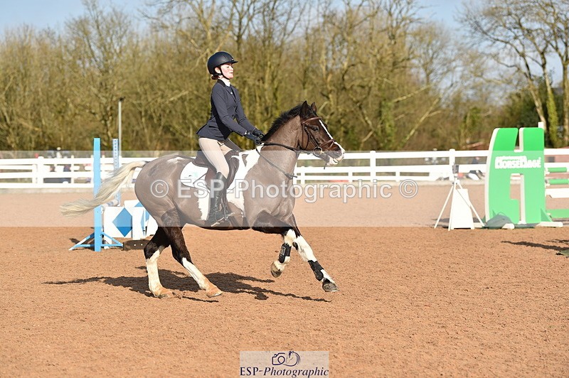 240210A-114522-01025 - Cls 8 Pony Newcomers & 1m Open