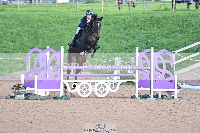 231014A-104010-04176 - Cls 18 Newcomers & 1.10m Open