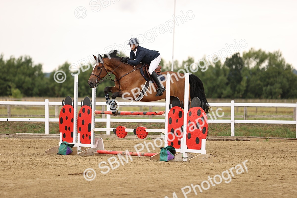 SBM_026403 - Class 12 - Amateur Championship Qualifier 1.05m