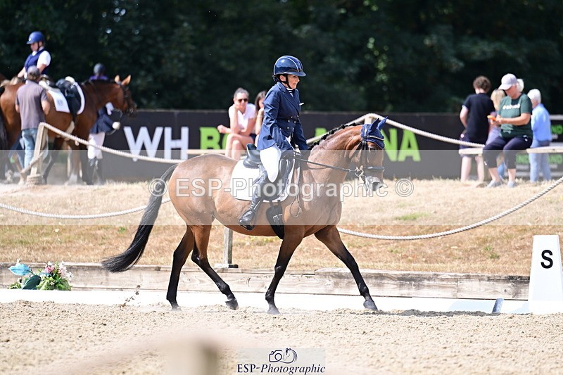 260802A-111636-05509 - Novice Silver break - break