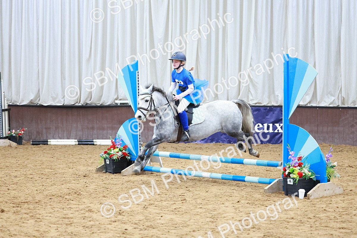 SBM_002135 - Class 3 - Horse & Hound (60cm)