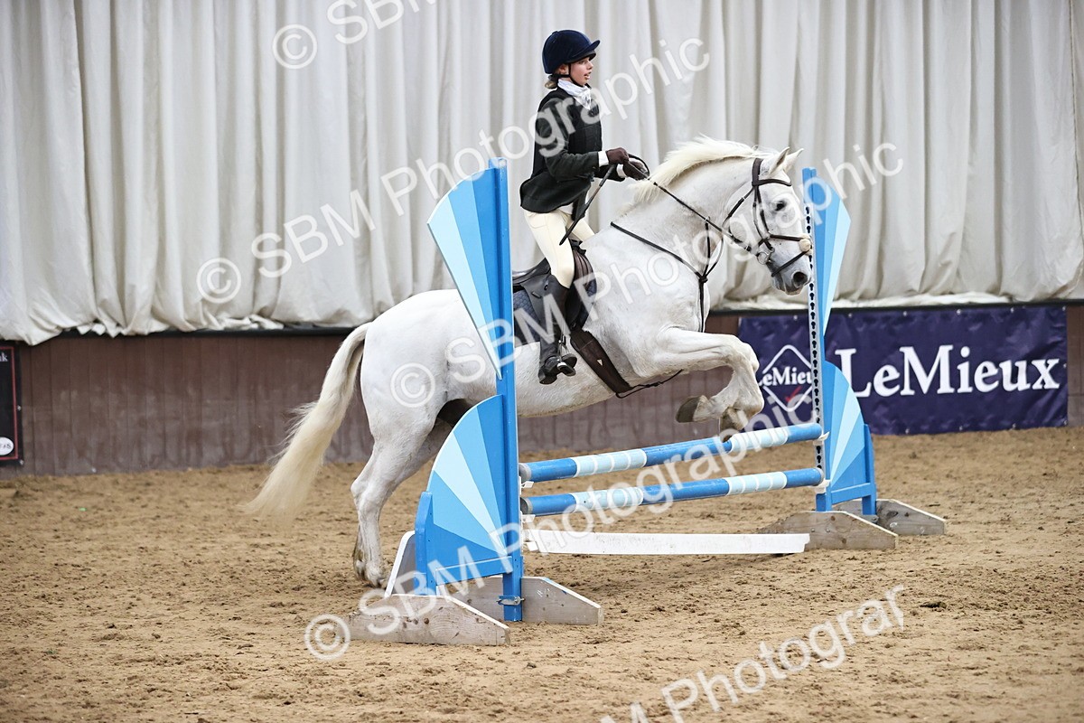 SBM_001832 - Class 5 - Henlow Veterinary Hospital 70cm