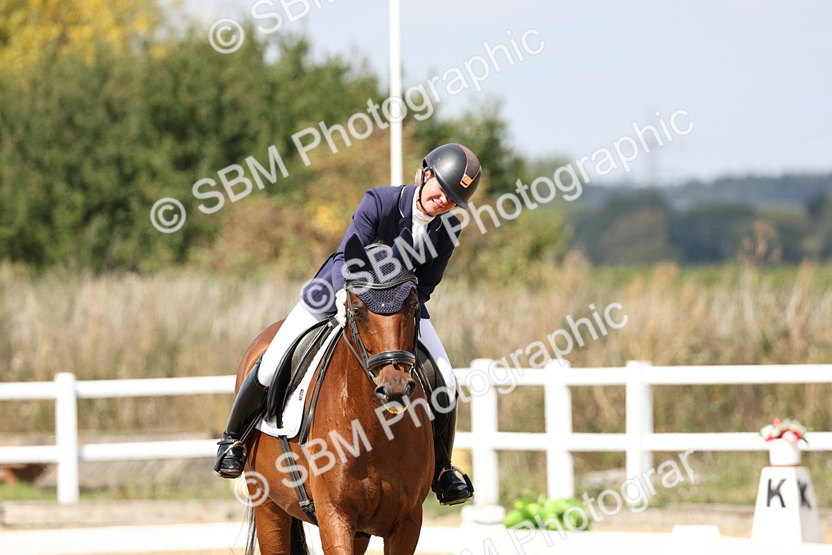 SBM_018682 - Class 16 - Novice 5 - 12.08-13.11