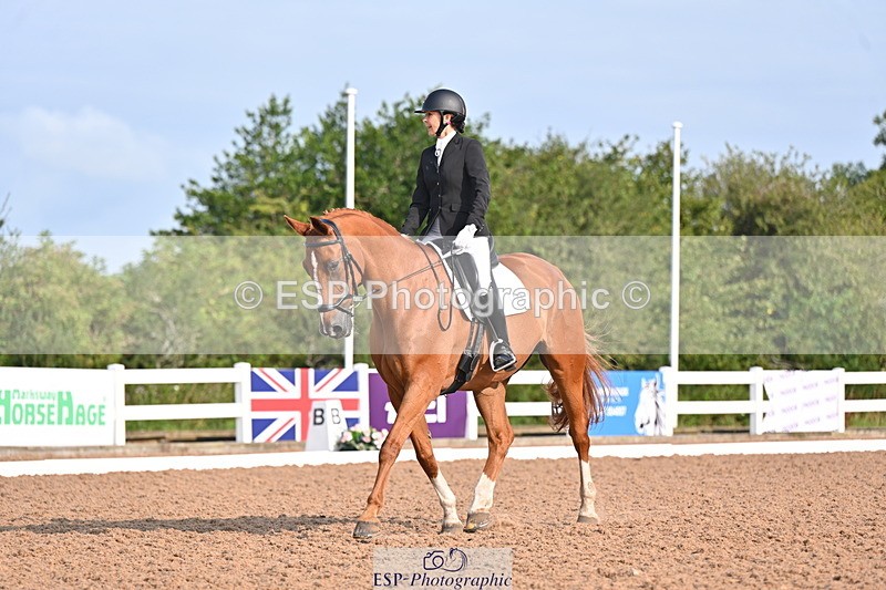 240817A-092139-06581 - 128-Kate.Lewis-Freeloader