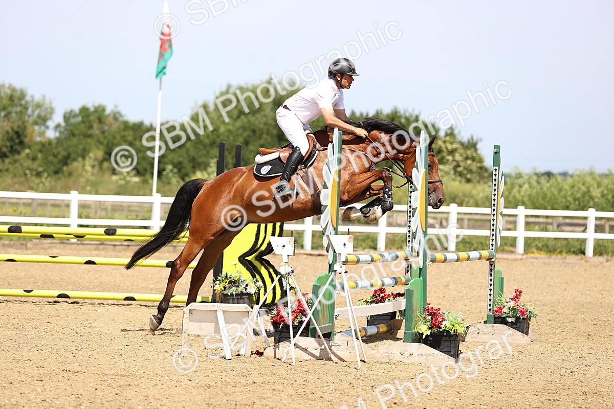 SBM_003824 - Class 9 British Novice/90cm