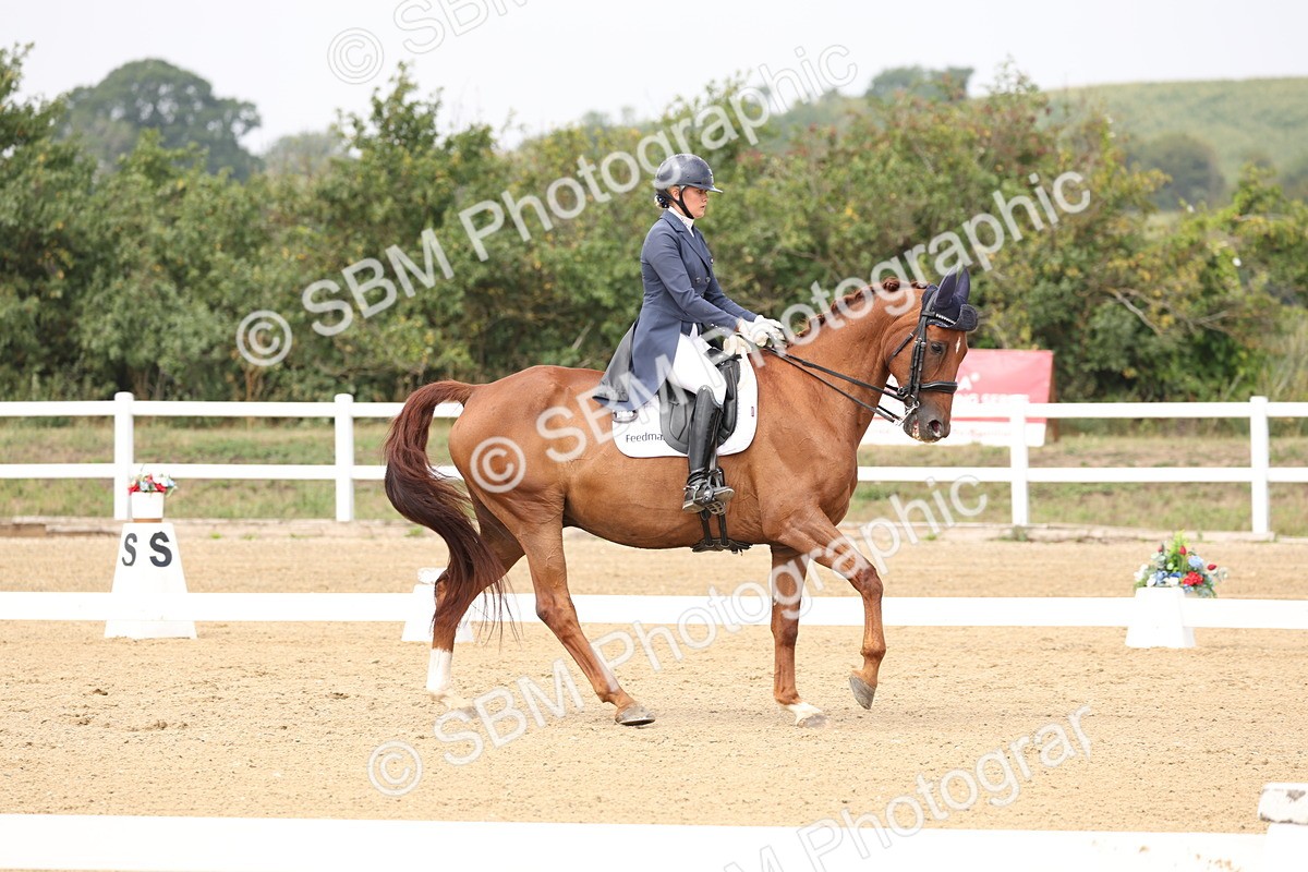 SBM_007517 - Class 9 - FEI INT I - 14.57-15.45