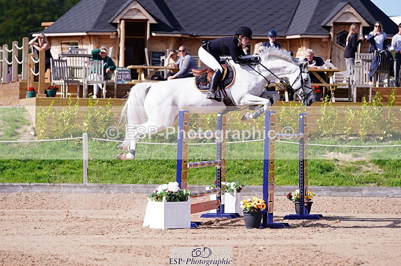 240803A-165436-09410 - Cls 33 National 1.40m Open