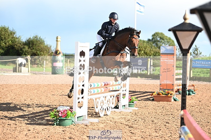 240912A-164744-02414 - Cls 7 Snr 90cm Open Speed Derby