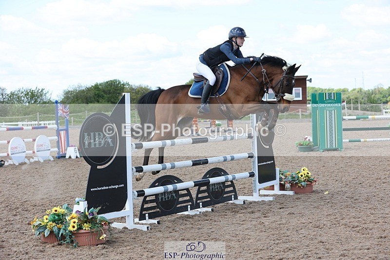 250504-124902-02606 - Cls 5 Pony Foxhunter and 1.10m Open