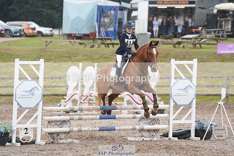 240824X-121954-23960 - 80cm Round 1 12.00 to 13.00