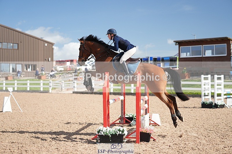 250329-105526-03759 - Cls 20 British Novice and 90cm