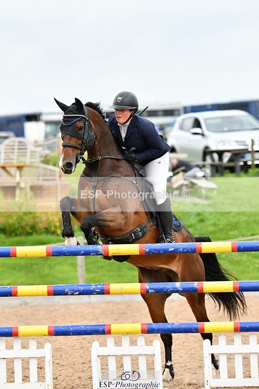 240915A-142215-10489 - Cls 28 Chard Sept GP