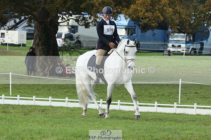 251024A-150141-14340 - G-576-Isabella.Worthington