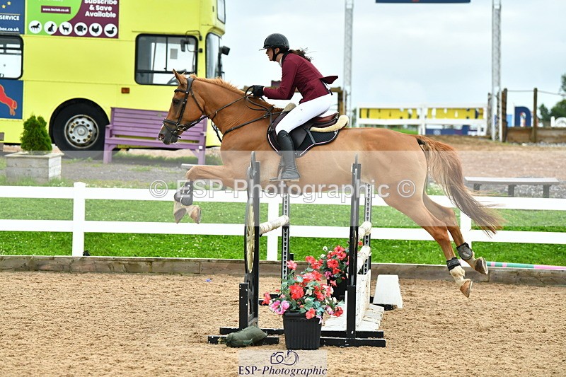 230730A-144056-10430 - Cls 35 1.05m Amateur Quali