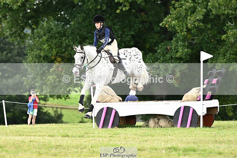 240825X-103228-31130 - 70cm XC 10.00 to 11.00