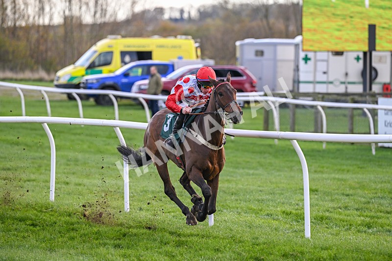 211125-Race 4-Silver Hill-7607 - Race 4